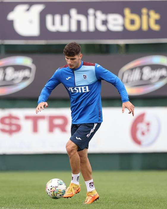 Trabzonspor’da antrenmanda pas ve bitiricilik çalışması öne çıktı 10